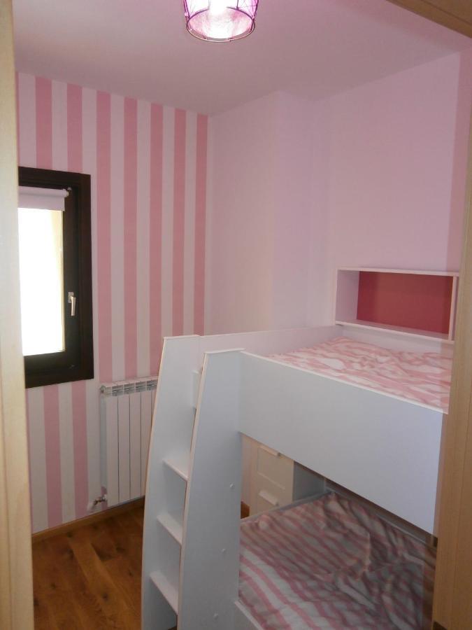 Junto Al Pilar Apartment Zaragoza Bagian luar foto