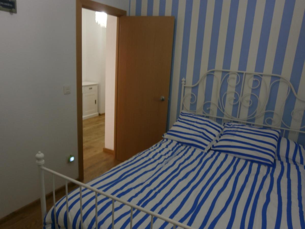 Junto Al Pilar Apartment Zaragoza Bagian luar foto