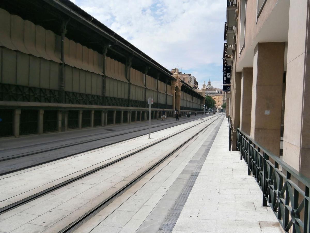 Junto Al Pilar Apartment Zaragoza Bagian luar foto