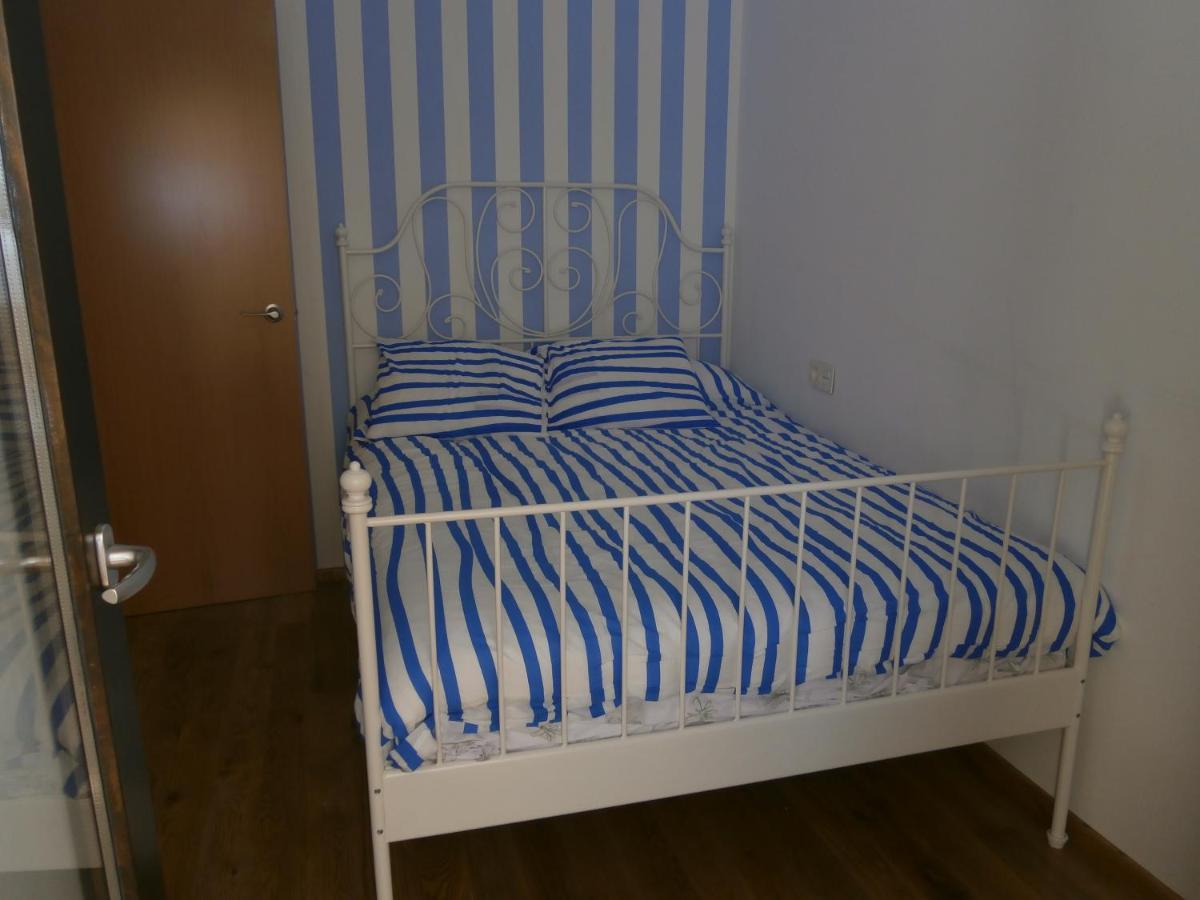 Junto Al Pilar Apartment Zaragoza Bagian luar foto